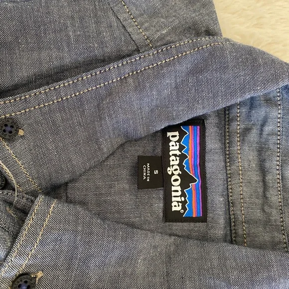Patagonia mens cliff bar small shirt navy NWT - Picture 4 of 5